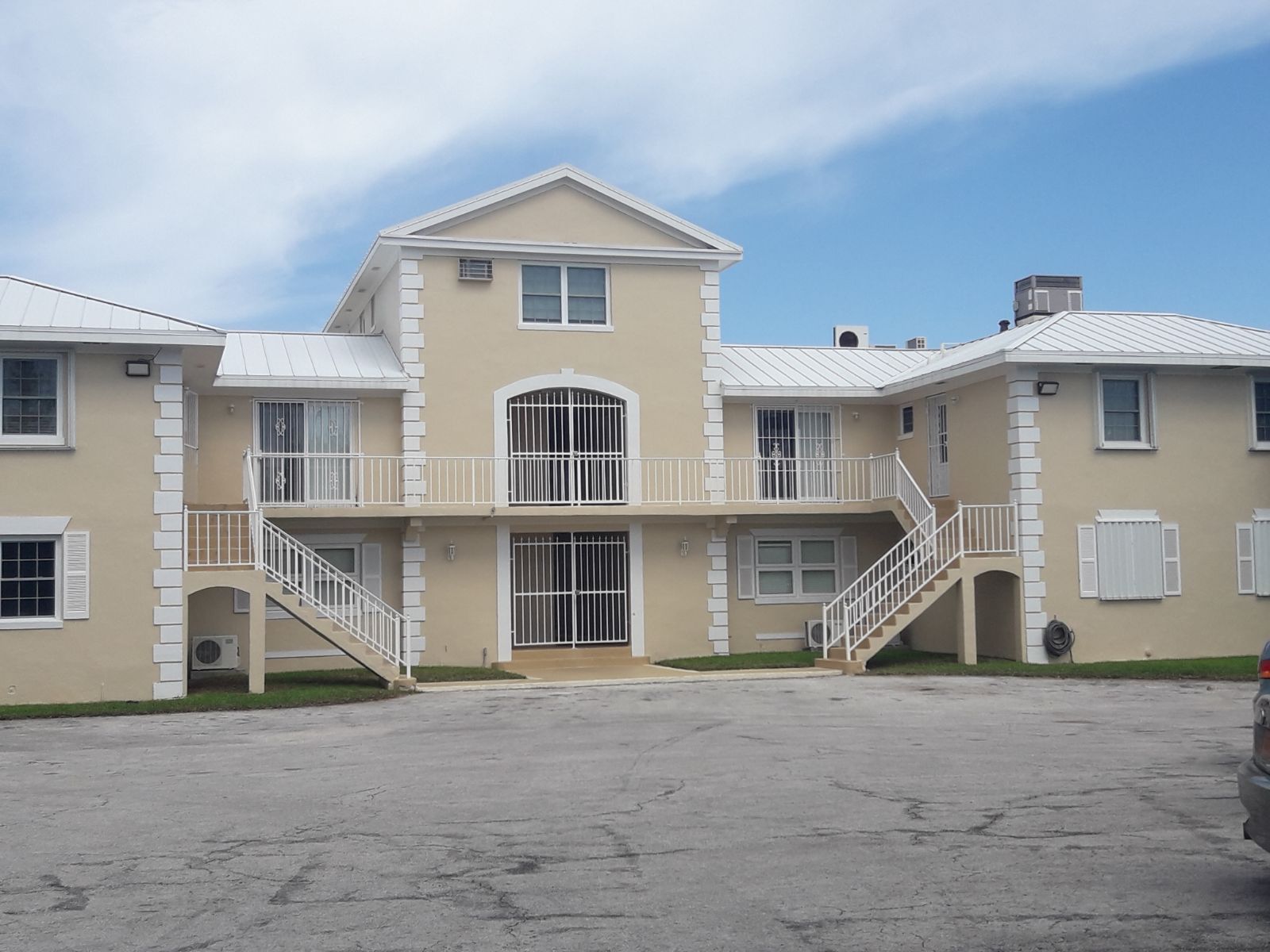 Bahama Terrace NewEra242